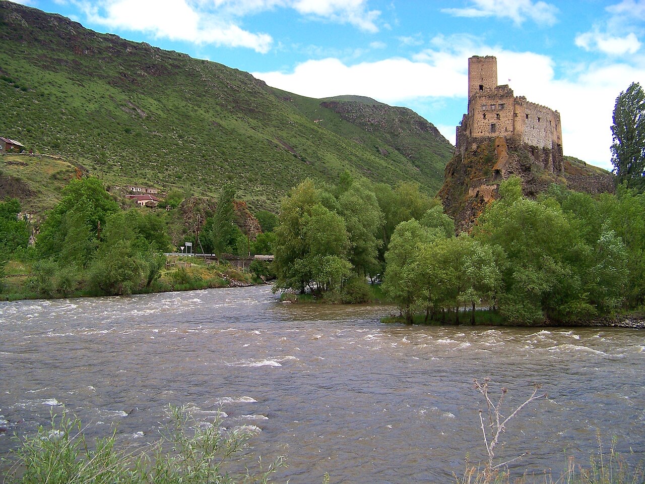 Khertvisi Fortress on the Borjomi to Vardzia driving route
