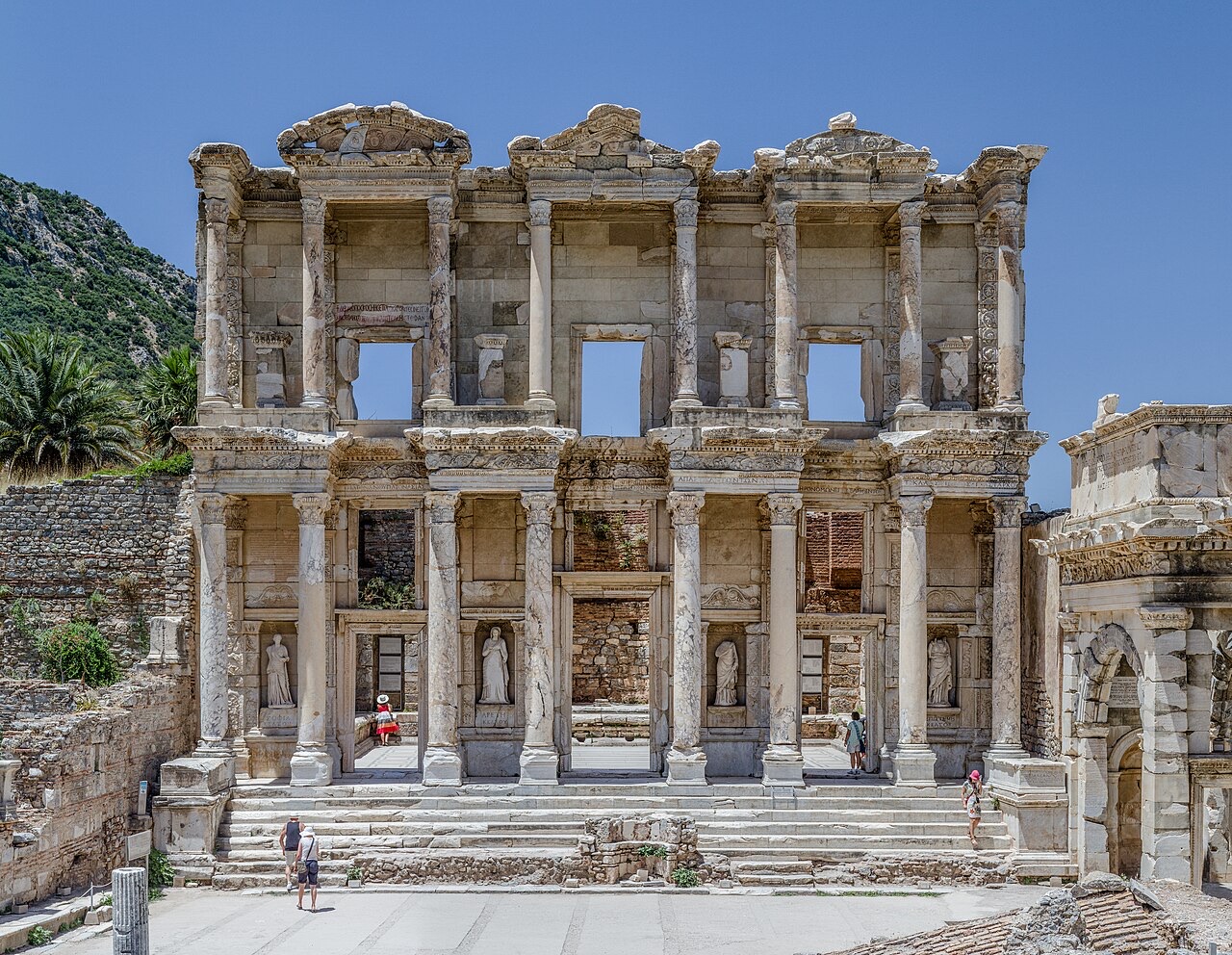 Ephesus Archaeological Site on the Izmir to Ephesus and Şirince driving route