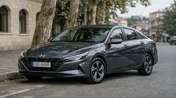 Hyundai Elantra vehicle photo