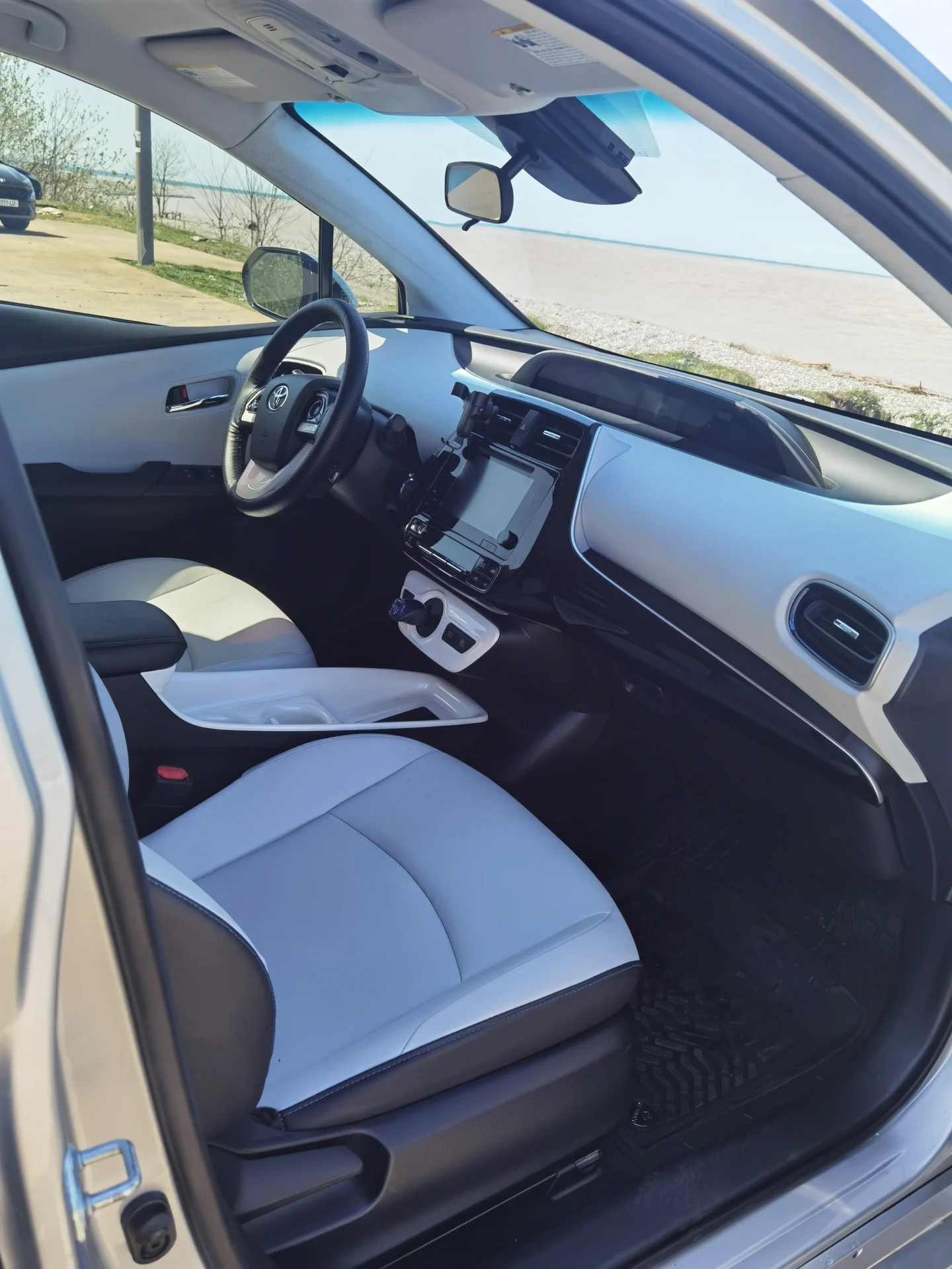Toyota Prius 4